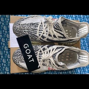 Yeezy 350 zebra
